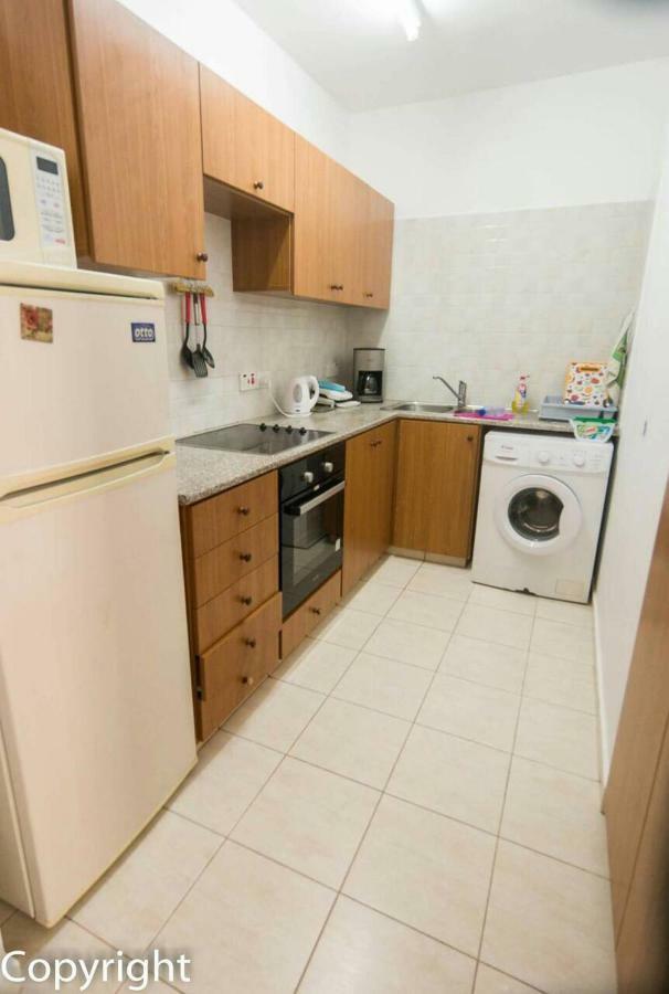 By The Sea Apartment Paphos Luaran gambar