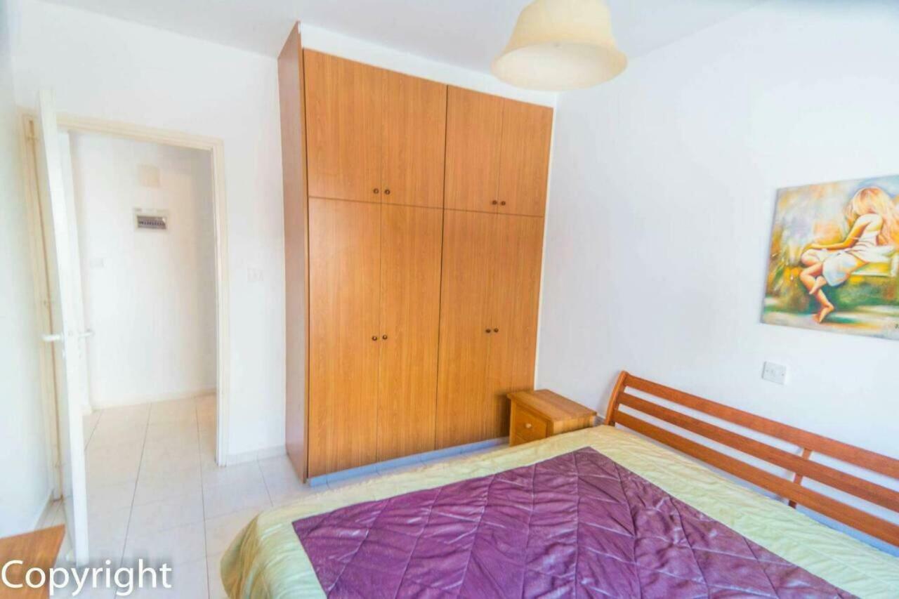 By The Sea Apartment Paphos Luaran gambar