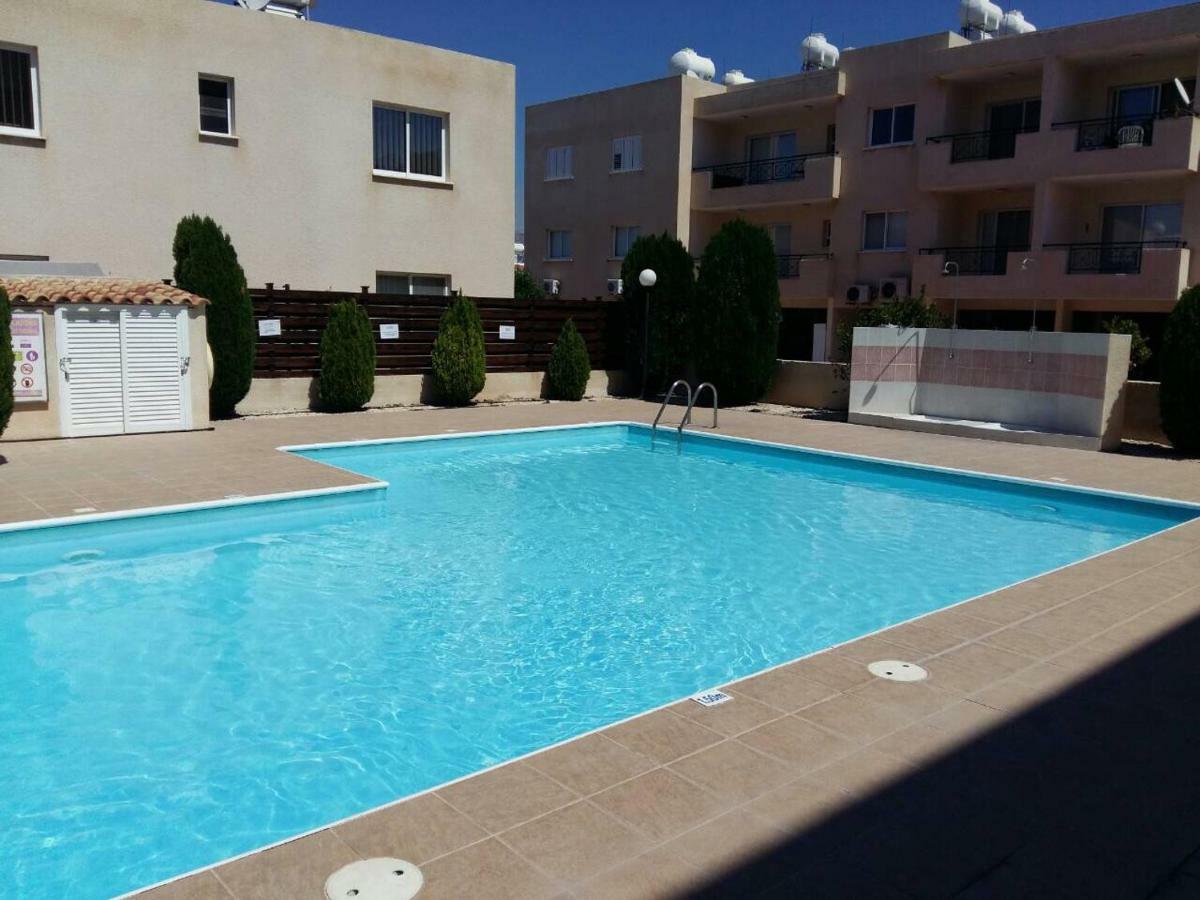 By The Sea Apartment Paphos Luaran gambar