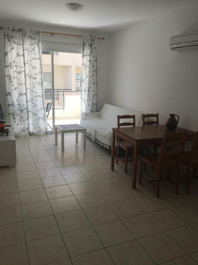 By The Sea Apartment Paphos Luaran gambar